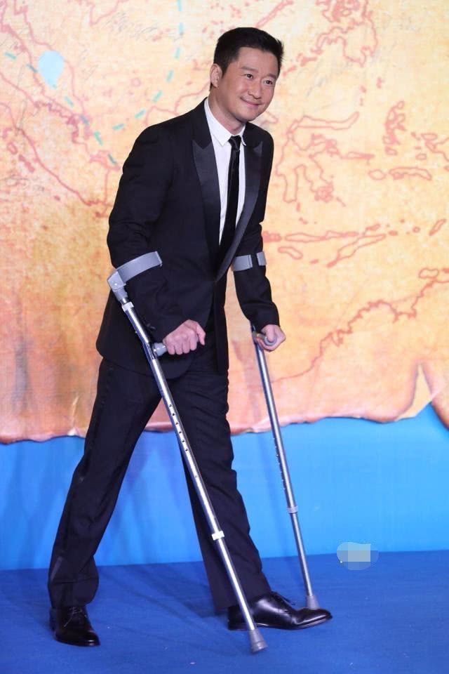 蒂姆重返赛场，最后时刻胜出首场状态出色，阿森纳观众沸腾！全场沸腾不已的简单介绍