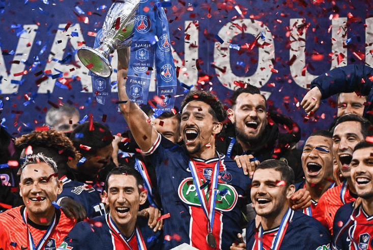 包含今晨突围战来临，毕尔巴鄂竞技围绕法国杯更衣室发声，信心回归，球队文化再被提及的词条